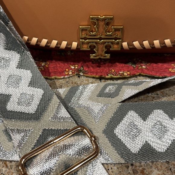 Authentic Tory Burch Britten Mixed Material Shoulder Bag Acorn Suede & Leather. - Picture 10 of 10